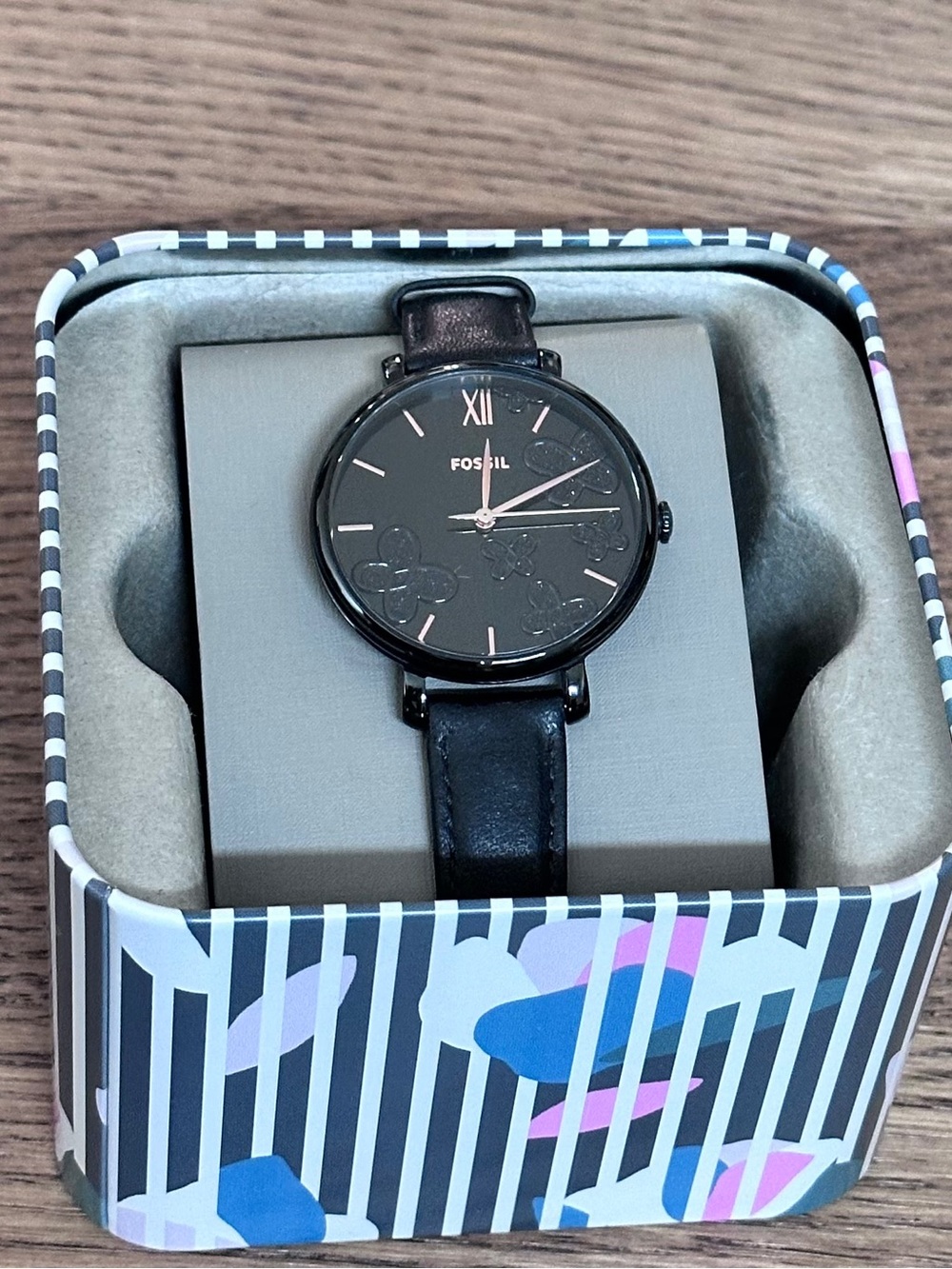 Fossil Women’s Three-Hand Black Leather Watch